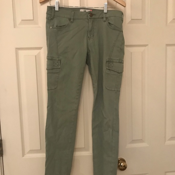 4 pairs of cabi jeans - Picture 3 of 4